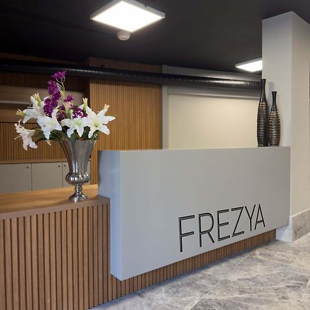 Hotel Frezya - Exclusively Woman Estambul Exterior foto