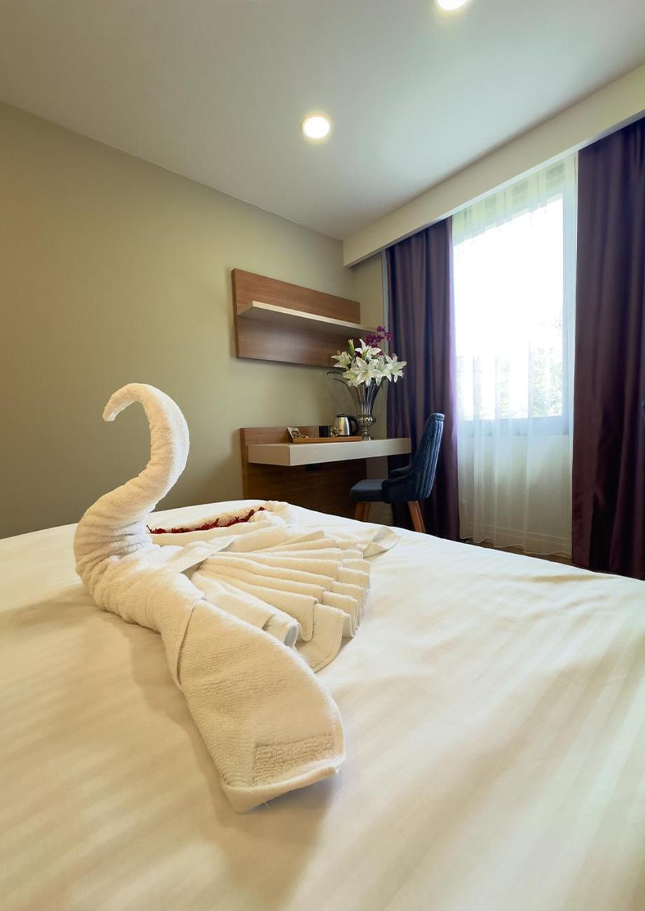 Hotel Frezya - Exclusively Woman Estambul Exterior foto