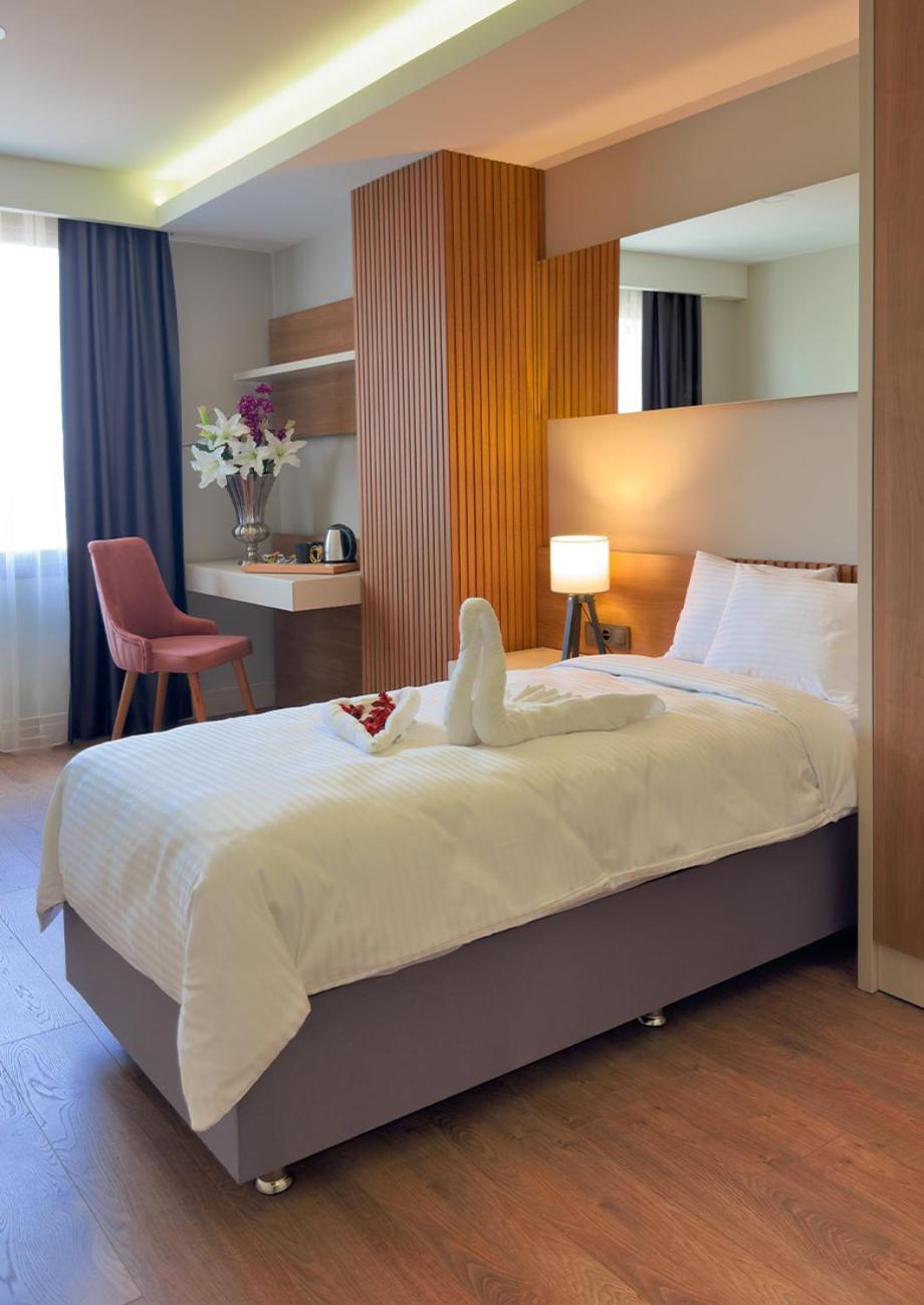 Hotel Frezya - Exclusively Woman Estambul Exterior foto
