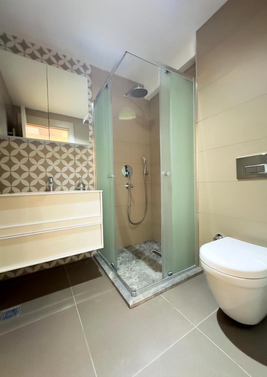 Hotel Frezya - Exclusively Woman Estambul Exterior foto